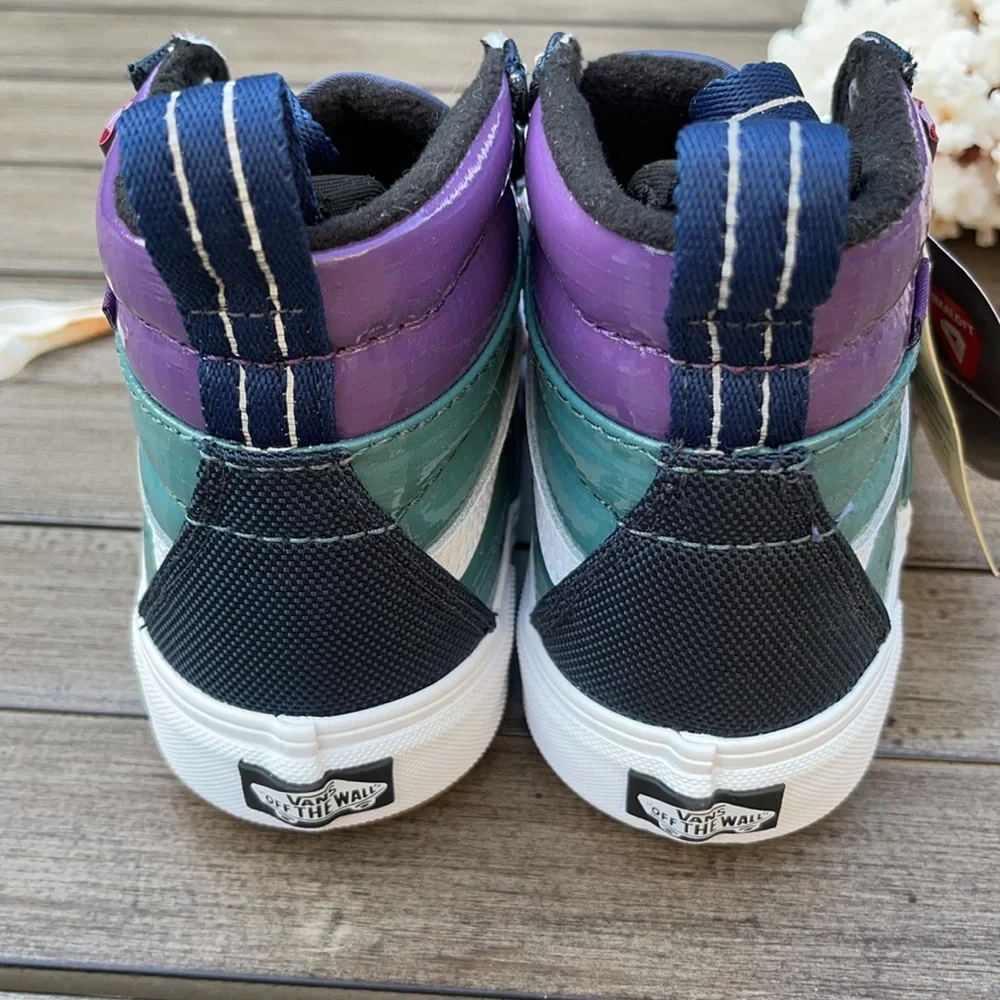 Vans Women's Multi-Color High-Top Winter Boots USED. No longer has tags.
